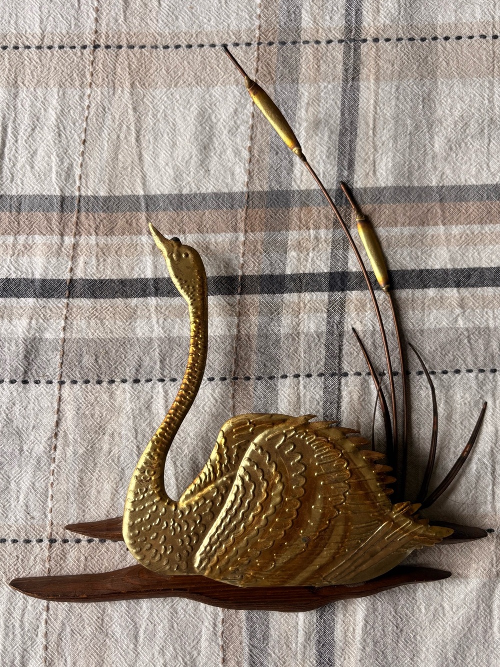 Gold Swan Metal & Wood Wall Art Plaque - Decorative Home Accent